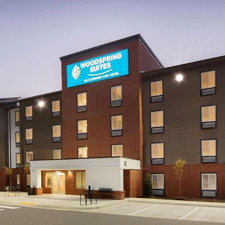 Woodsping Suites Washington Dc East Arena Drive Lake Arbor Екстер'єр фото